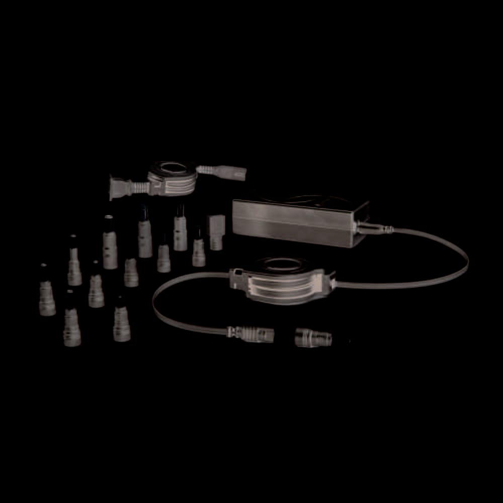 Helix/Retrak Universal Retractable Laptop Charger with 13 Adapter Tips 65W Black