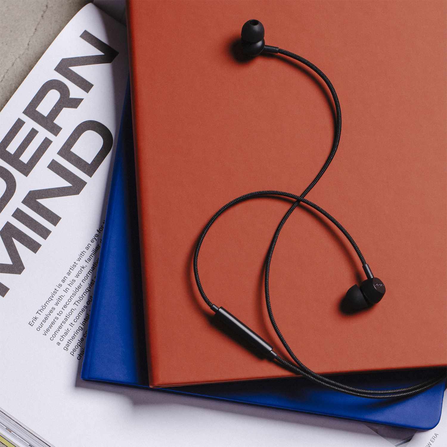Sudio V3 Wired Earbuds Black