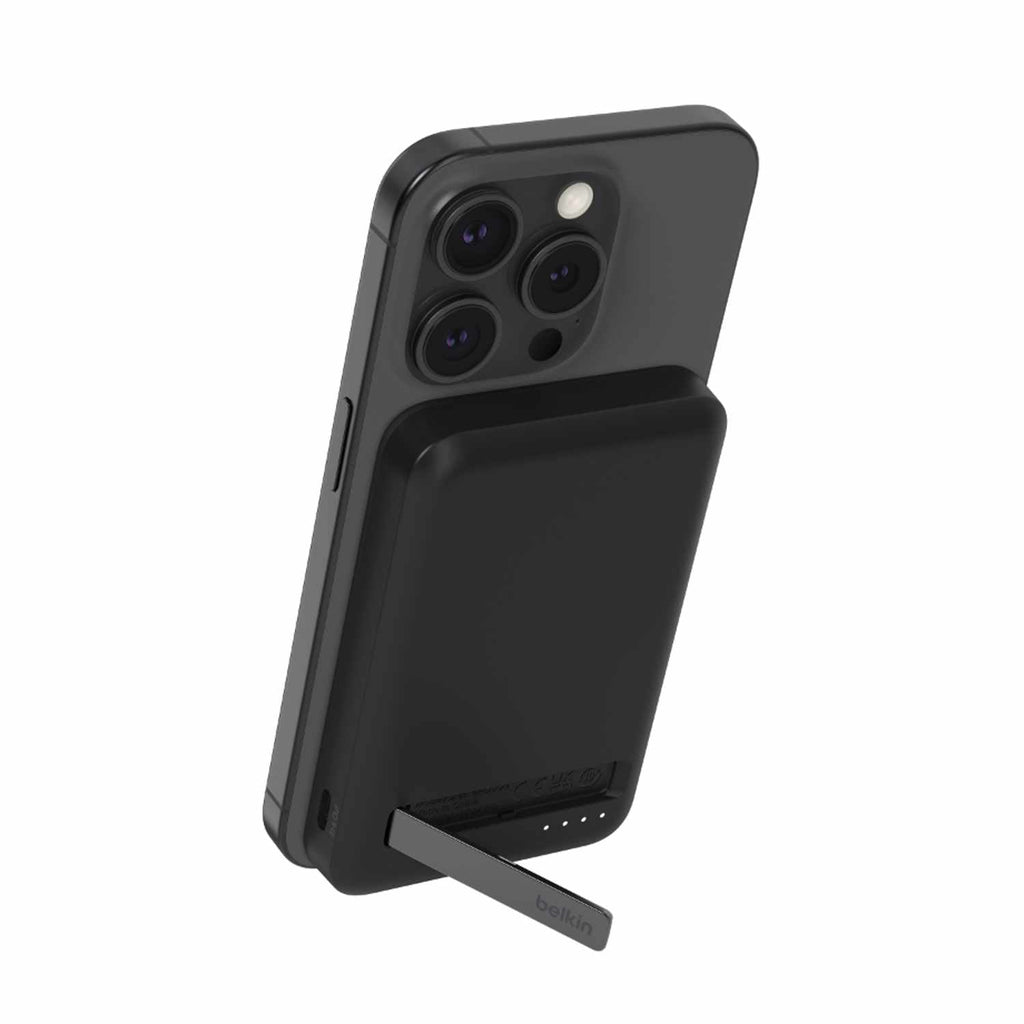 Belkin BoostCharge Pro Qi2 Wireless Power Bank 5.000 mAh 15 W Black